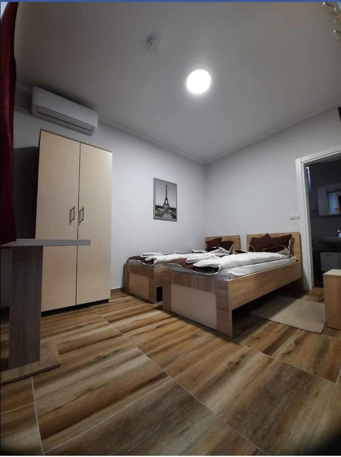 Vila Evropa Apartment Sombor Bagian luar foto