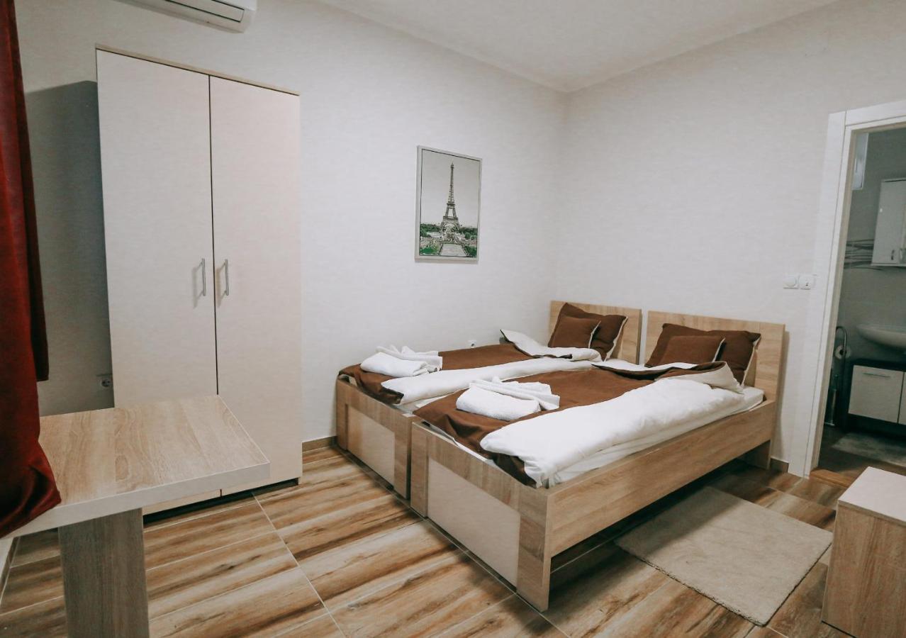 Vila Evropa Apartment Sombor Bagian luar foto